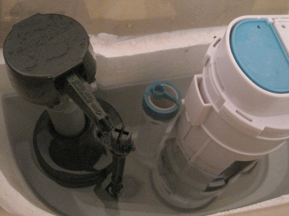 toilet flapper leaking after replacement