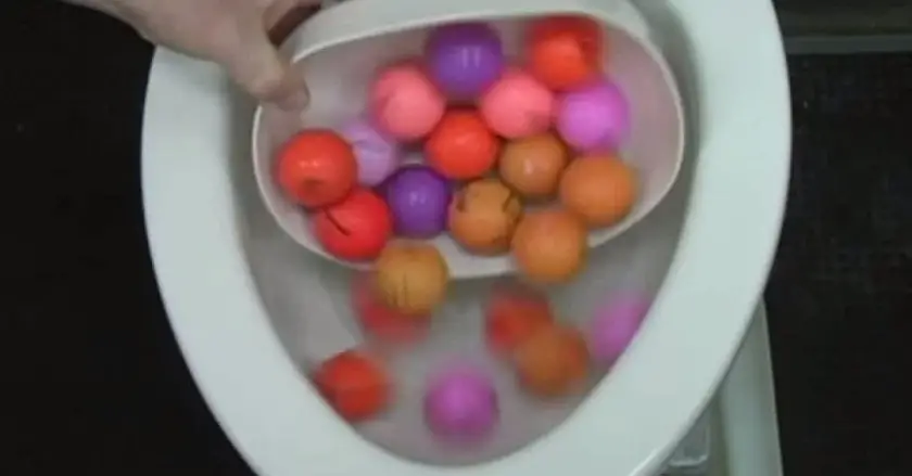 toilets that can flush golf balls