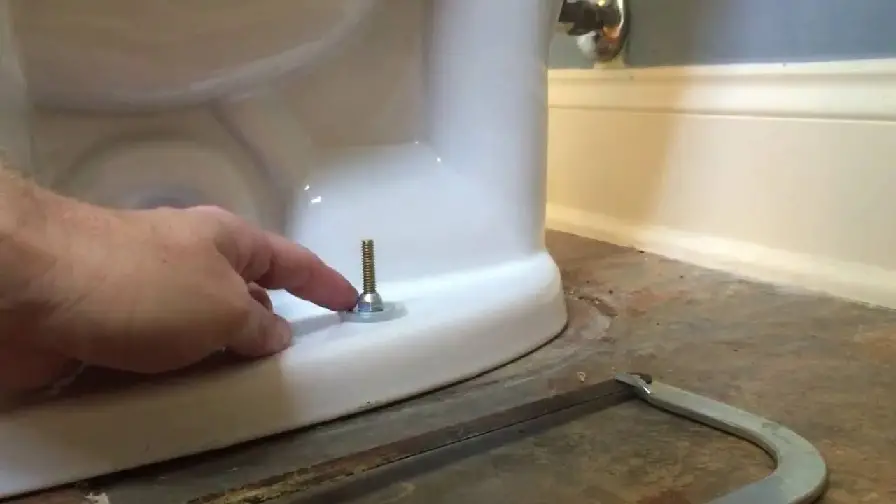 toilet anchor bolts spinning